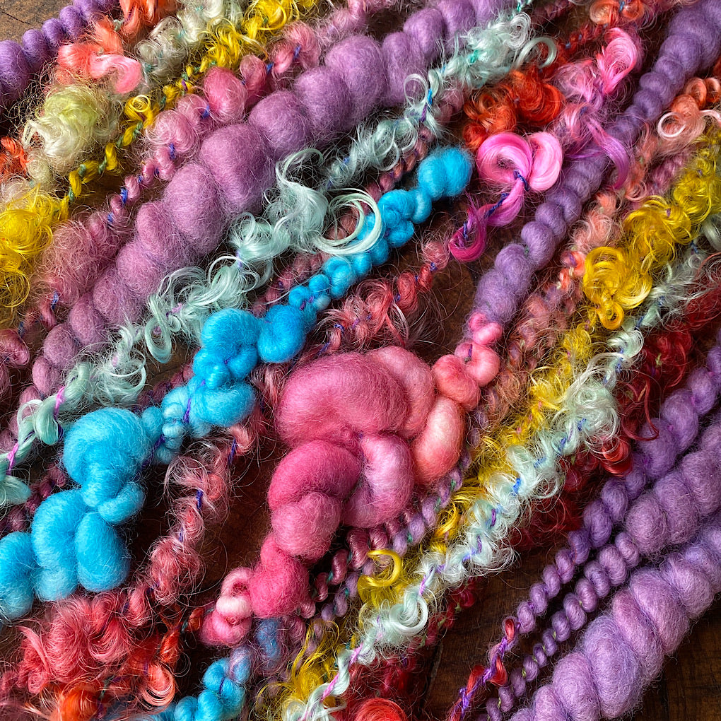 Violettes mohair art yarn