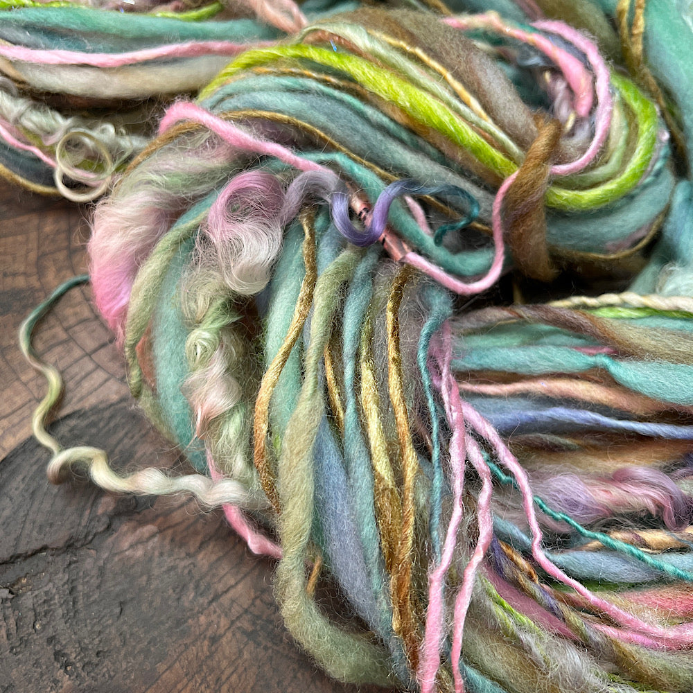 Mermaid blink - single art yarn