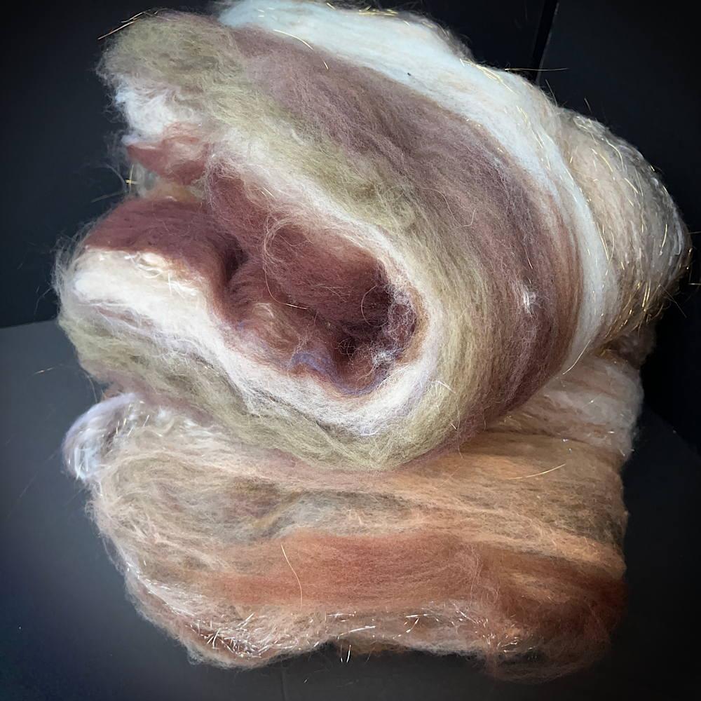 Batt for spinning yarn