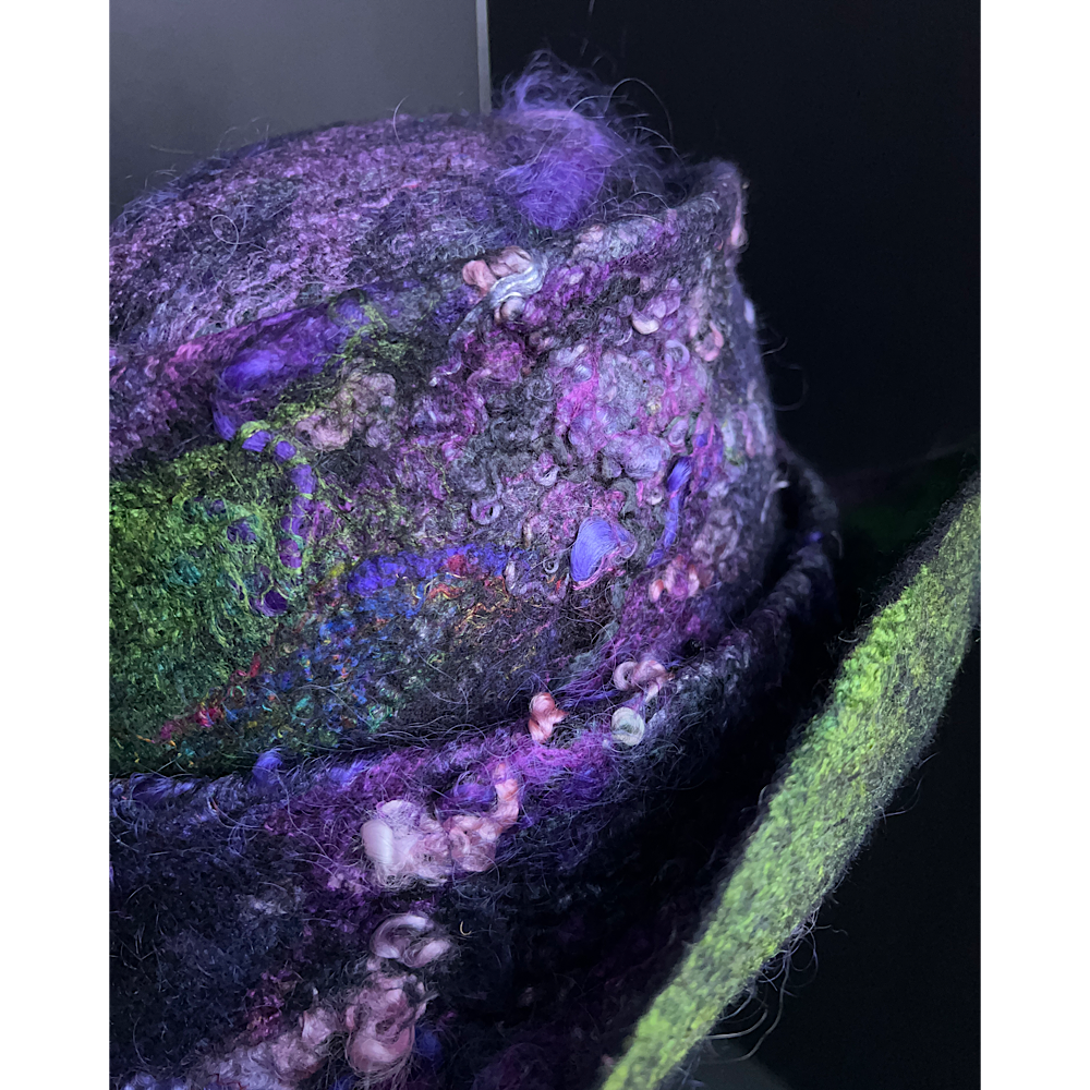 Felted hat size 23.5”