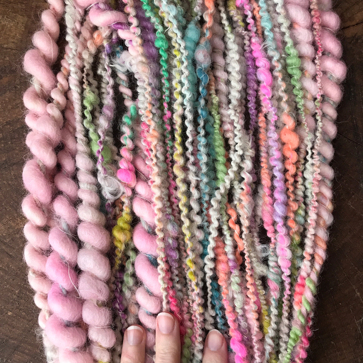 Pastel pink art yarn 100g - Mynoush