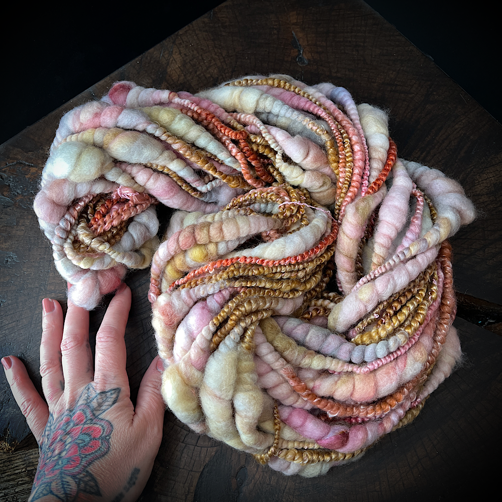 Vintage gold - jumbo spiral art yarn