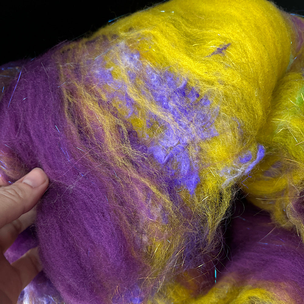 Batt for spinning yarn no 46