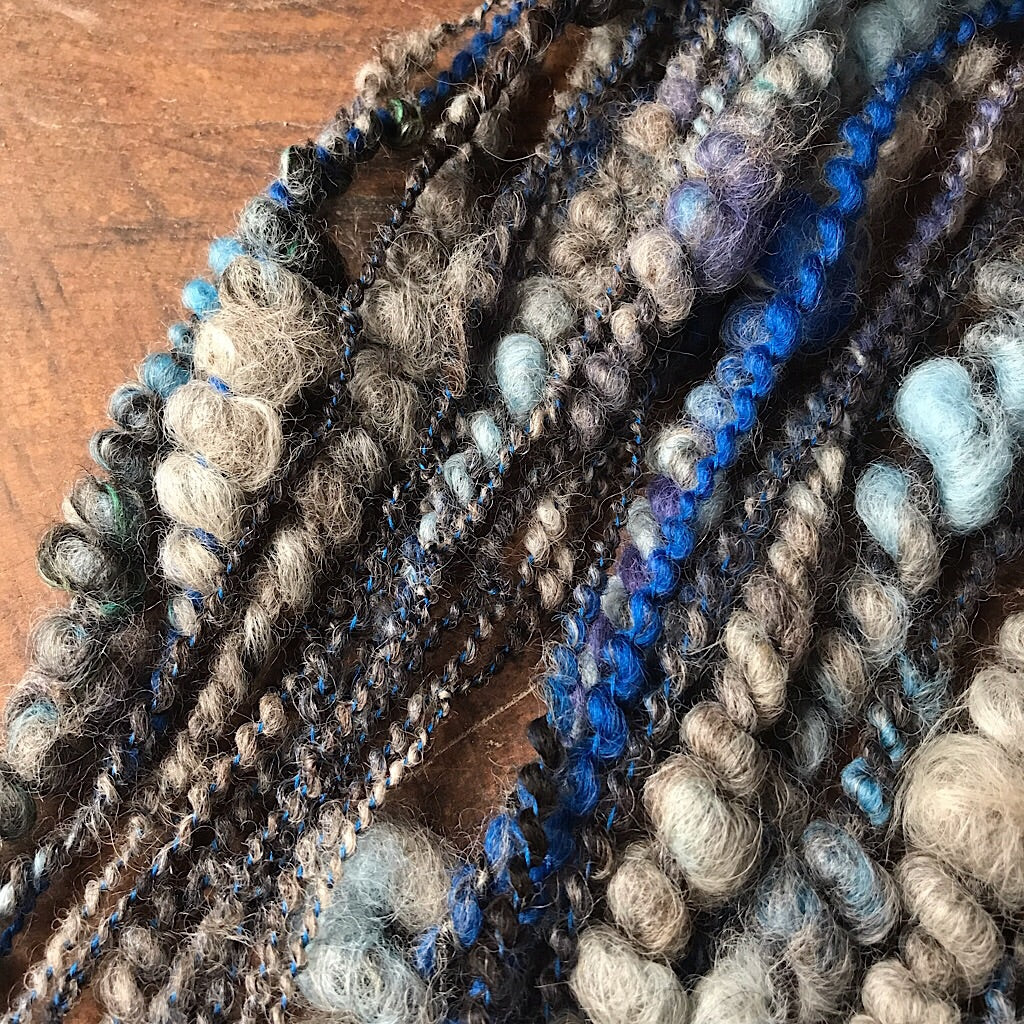 Smoky blue Art yarn