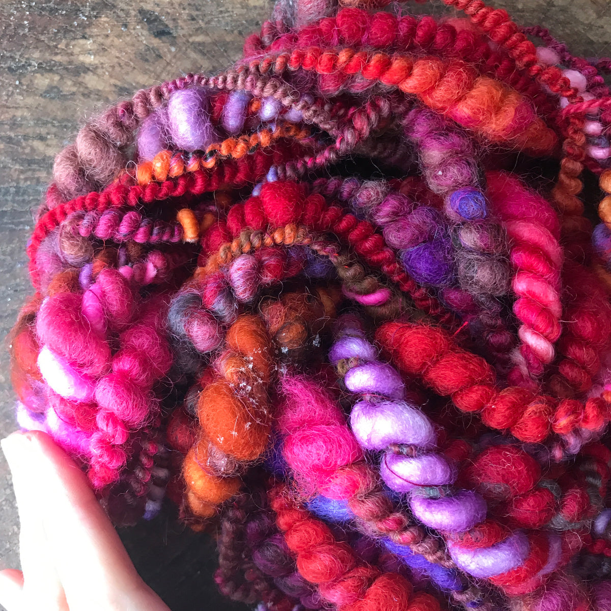 Red art yarn 50g - Mynoush