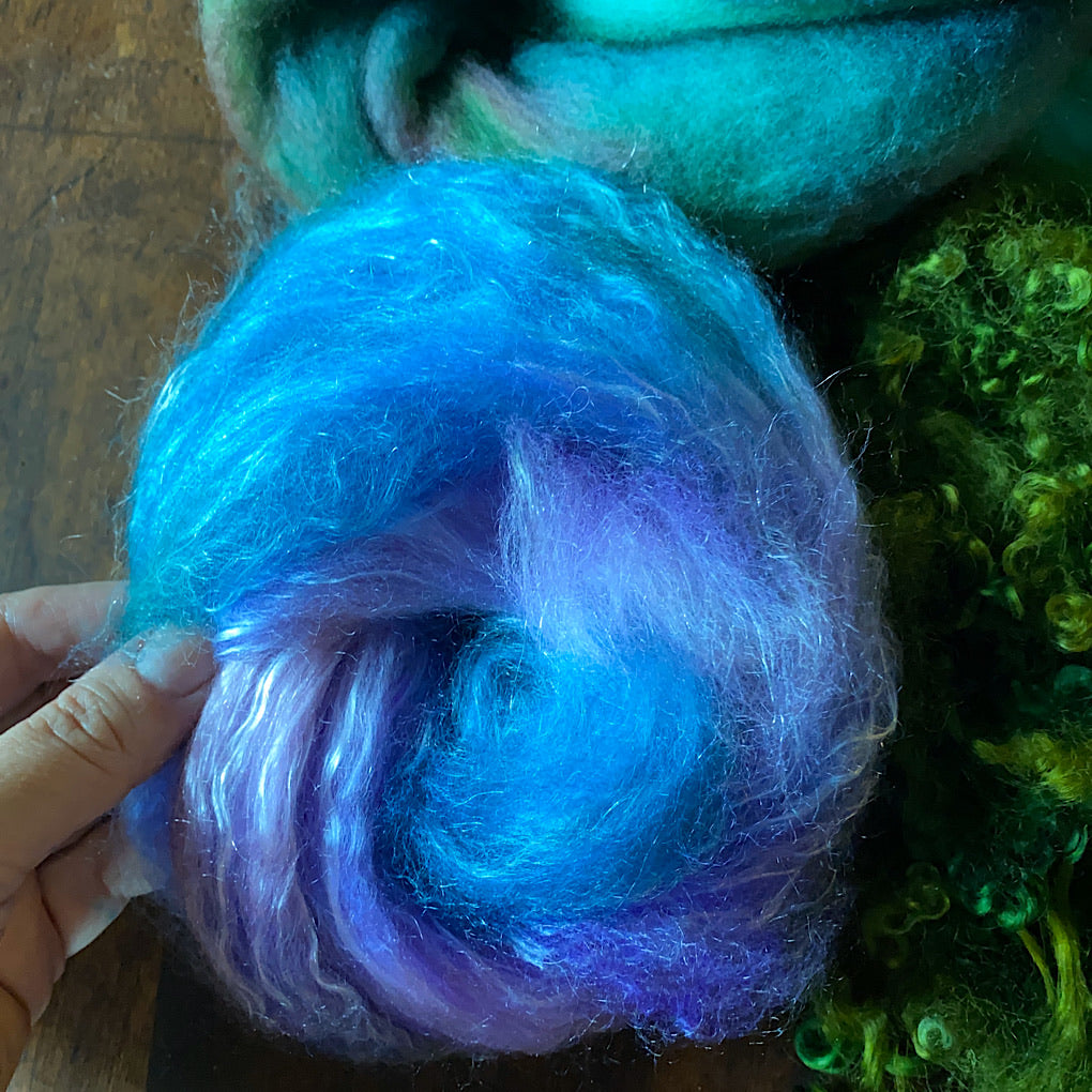 Spinning kit Hand dyed roving