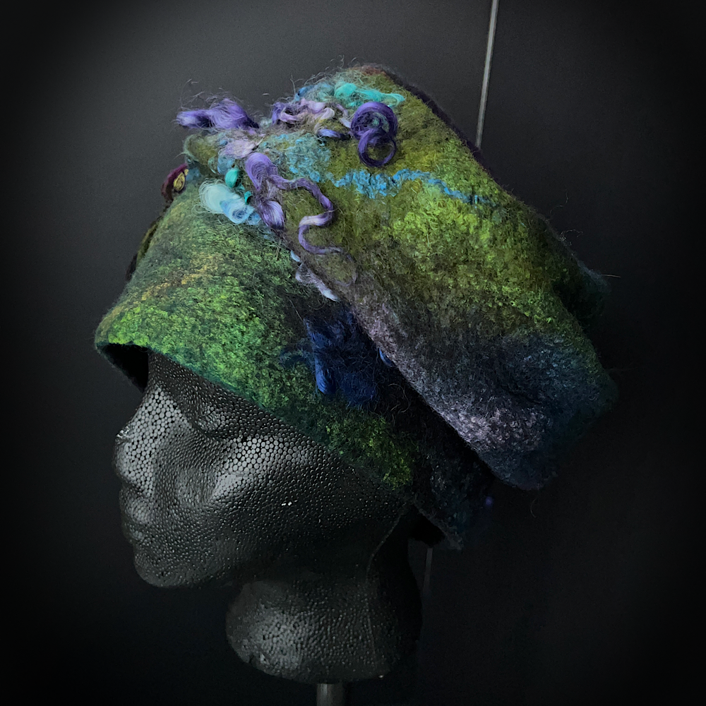 Slouchy Felted hat size 23.5” medium