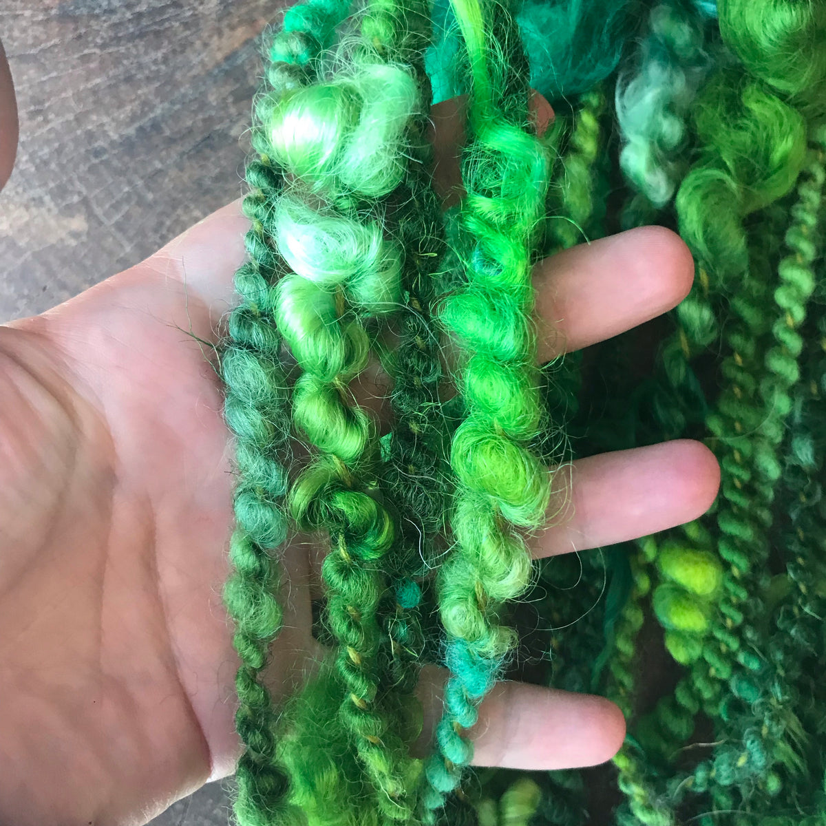 Green  art yarn yarn 100g 20y - Mynoush
