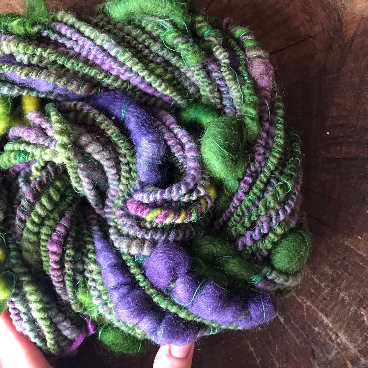 Green - Purple art yarn  100g 29y - Mynoush