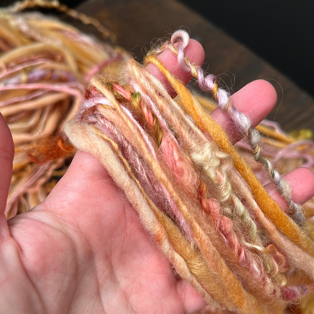 Honey swirls - single art yarn