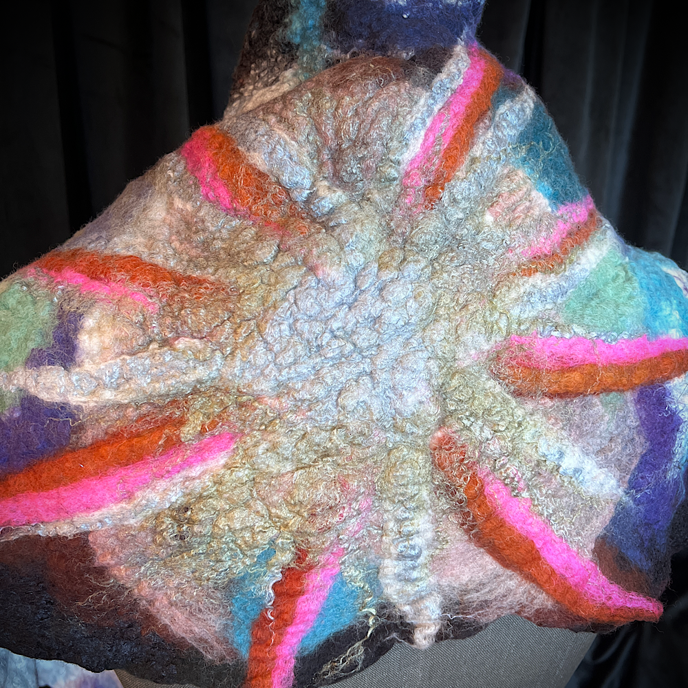 2022 Landscape serie  - Polar Sun - felted scarf