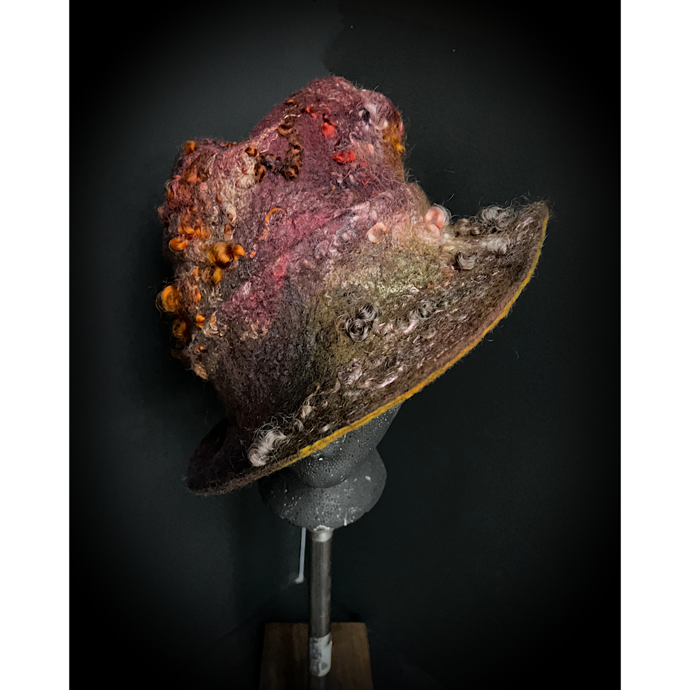 Felted hat- 23.5”
