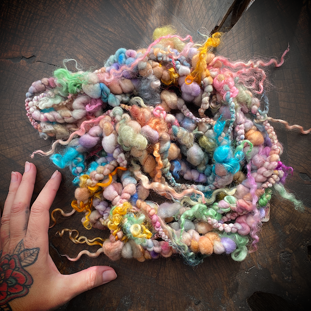 Vintage pastel Jumbo boucle Art yarn