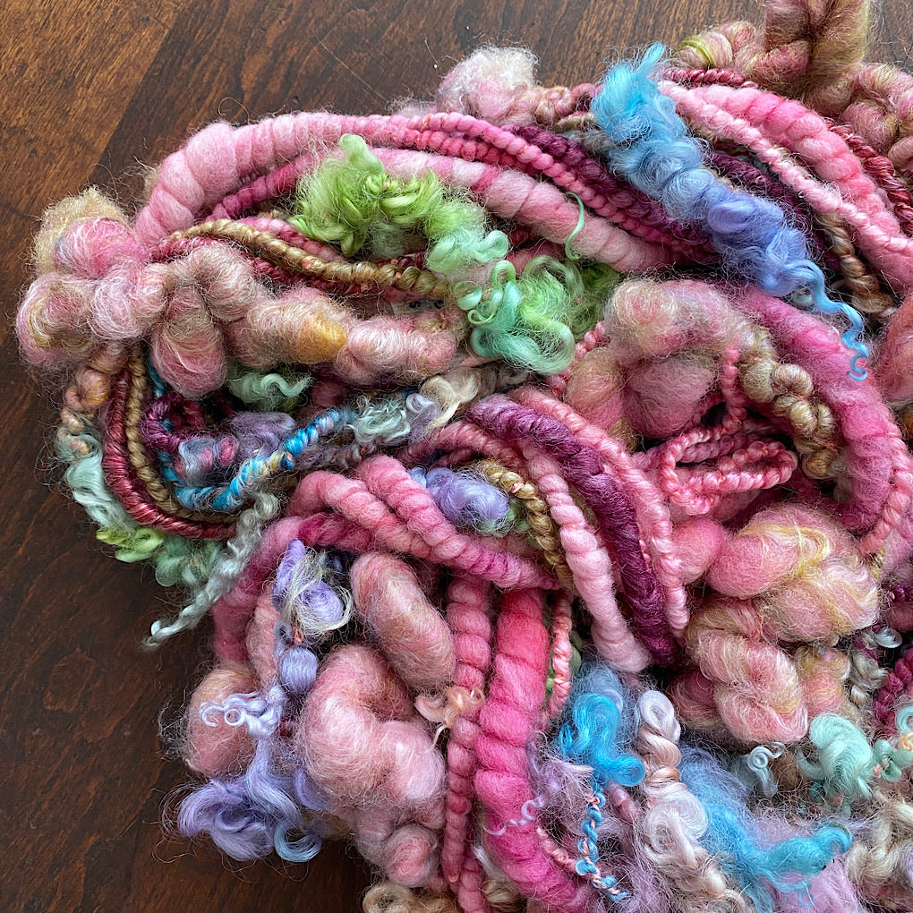 Vintage rose Signature Art yarn