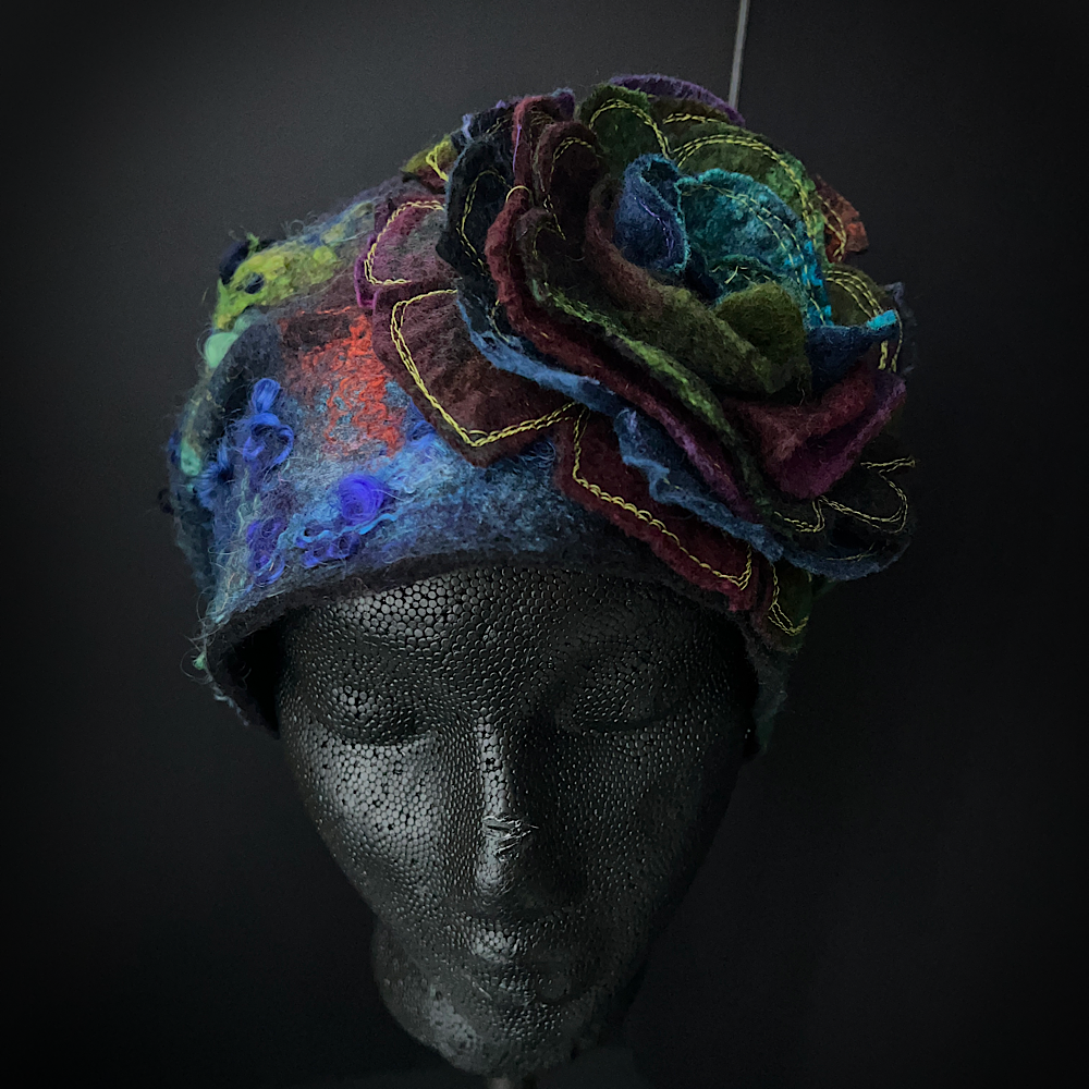 Slouchy Felted hat size 23.5” medium