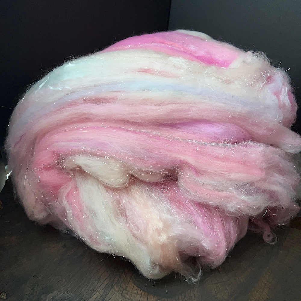 Batt for spinning yarn