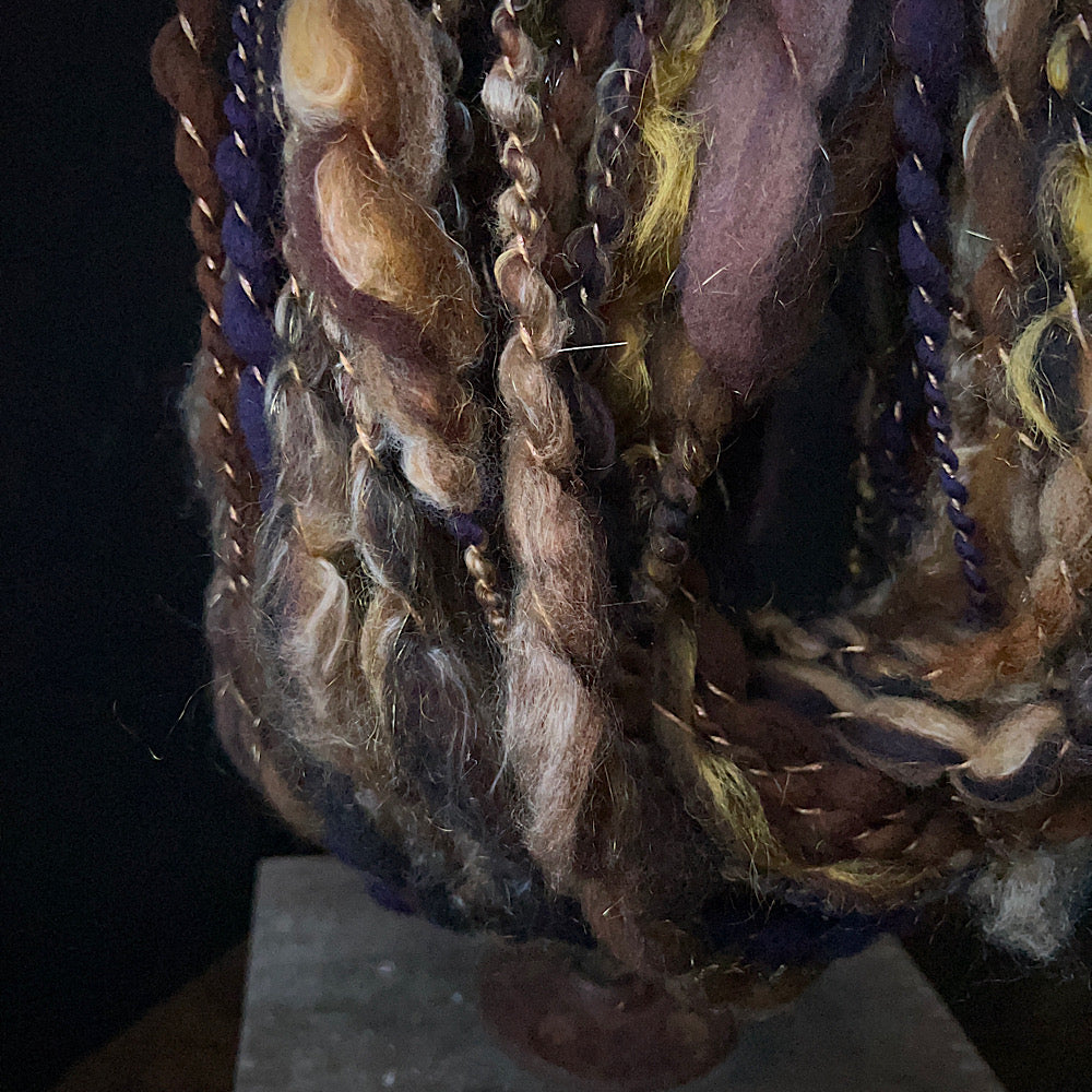 Art yarn for weaving and knitting