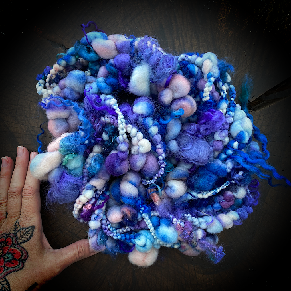 Denim Jumbo boucle art yarn with locks