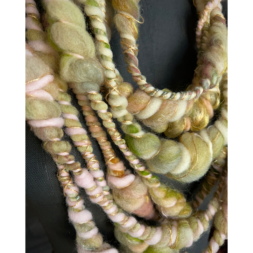 Art yarn for weaving