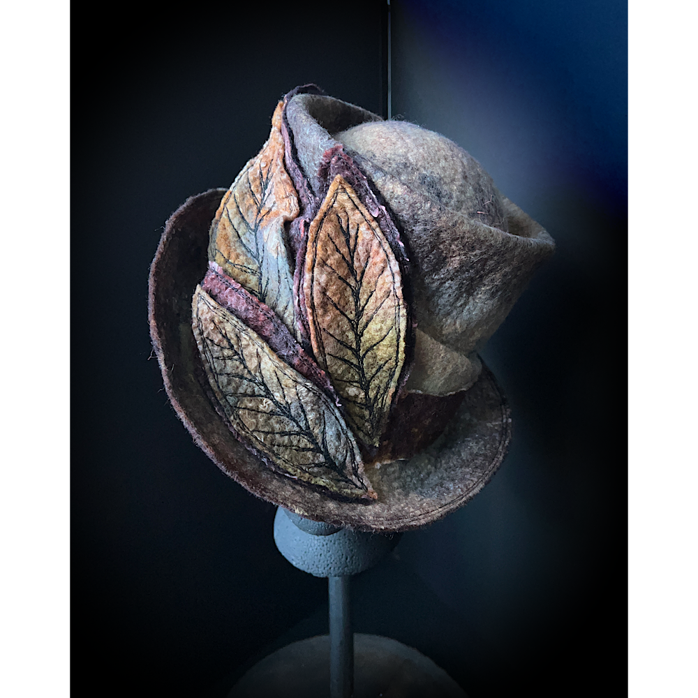 Felted top hat with leaves - 23.5”
