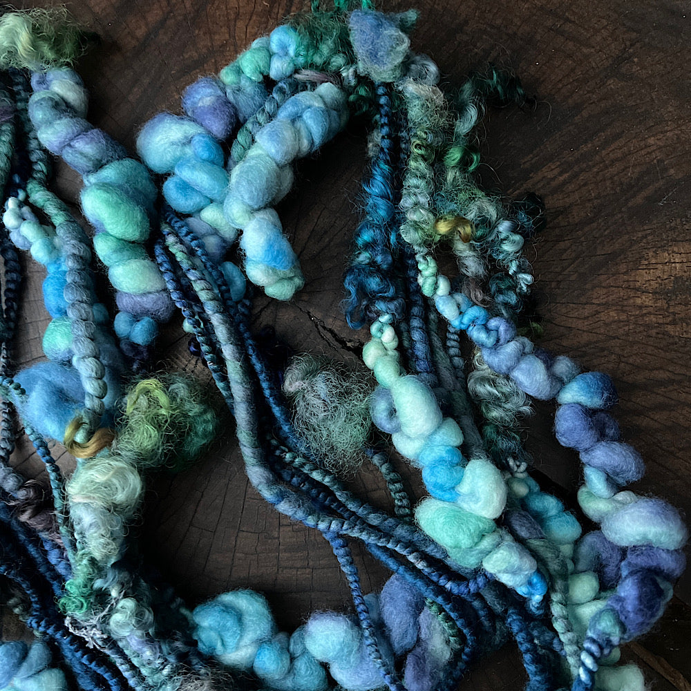 Old fave’s quatuor reserved for M. - set of jumbo art yarn