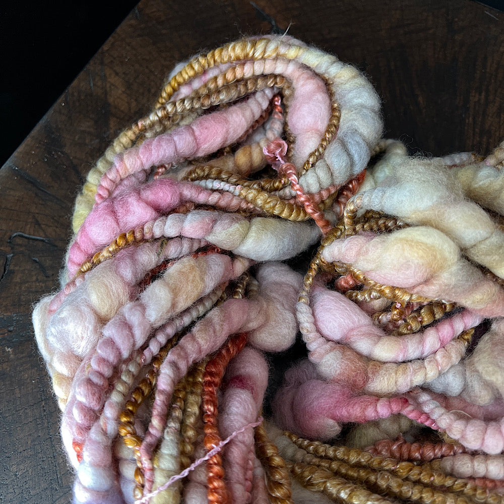 Vintage gold - jumbo spiral art yarn