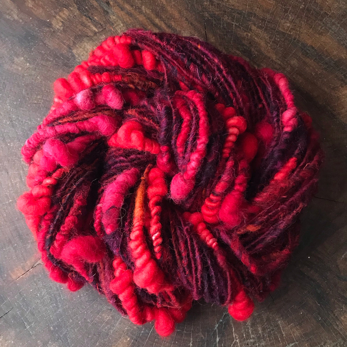 RESERVE Louise D. Red hand spun art yarn - 95 g  32 yards - Mynoush