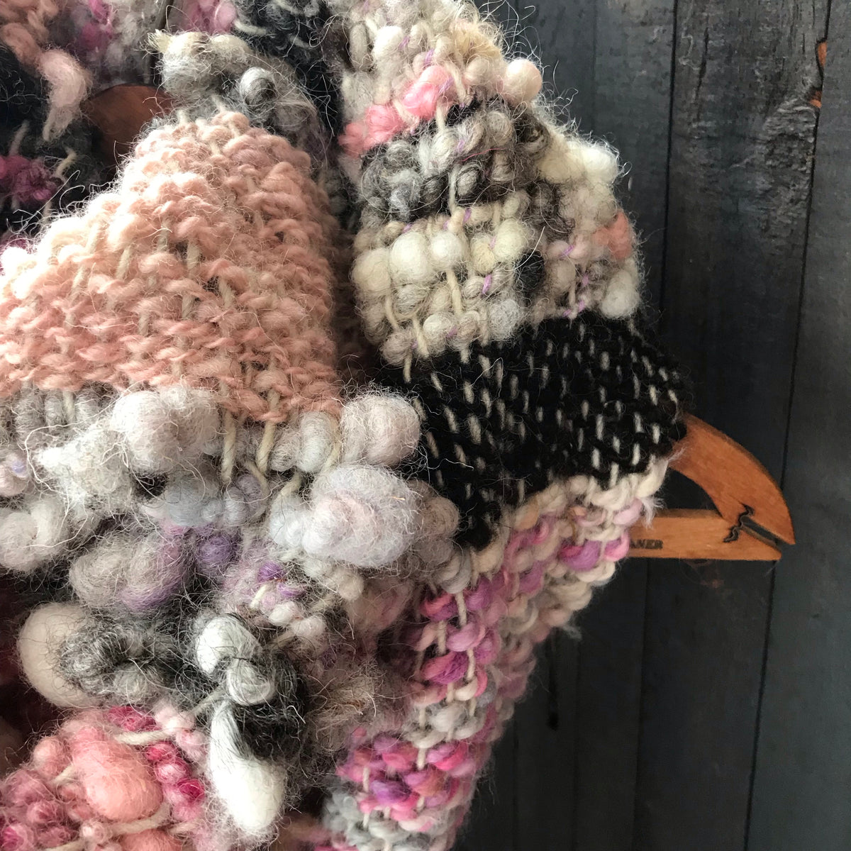 Pink scarf 100% Wool - Foulard 100% laine rose - Mynoush