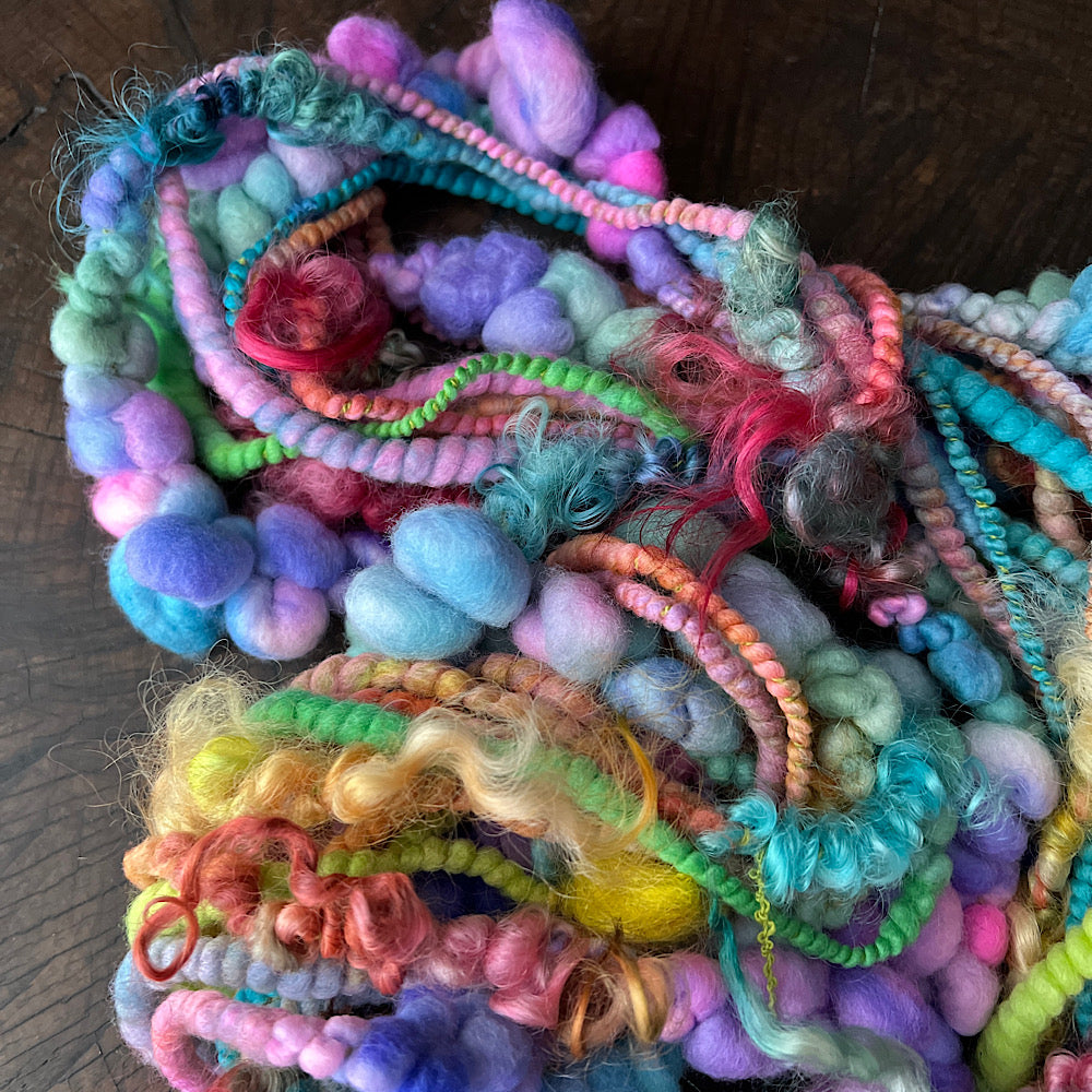 Old fave’s quatuor reserved for M. - set of jumbo art yarn