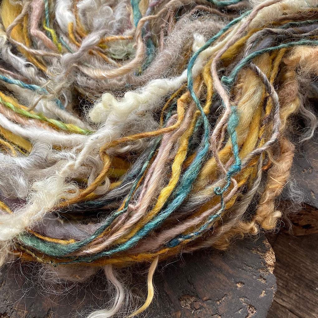 Goldie silk wool art yarn