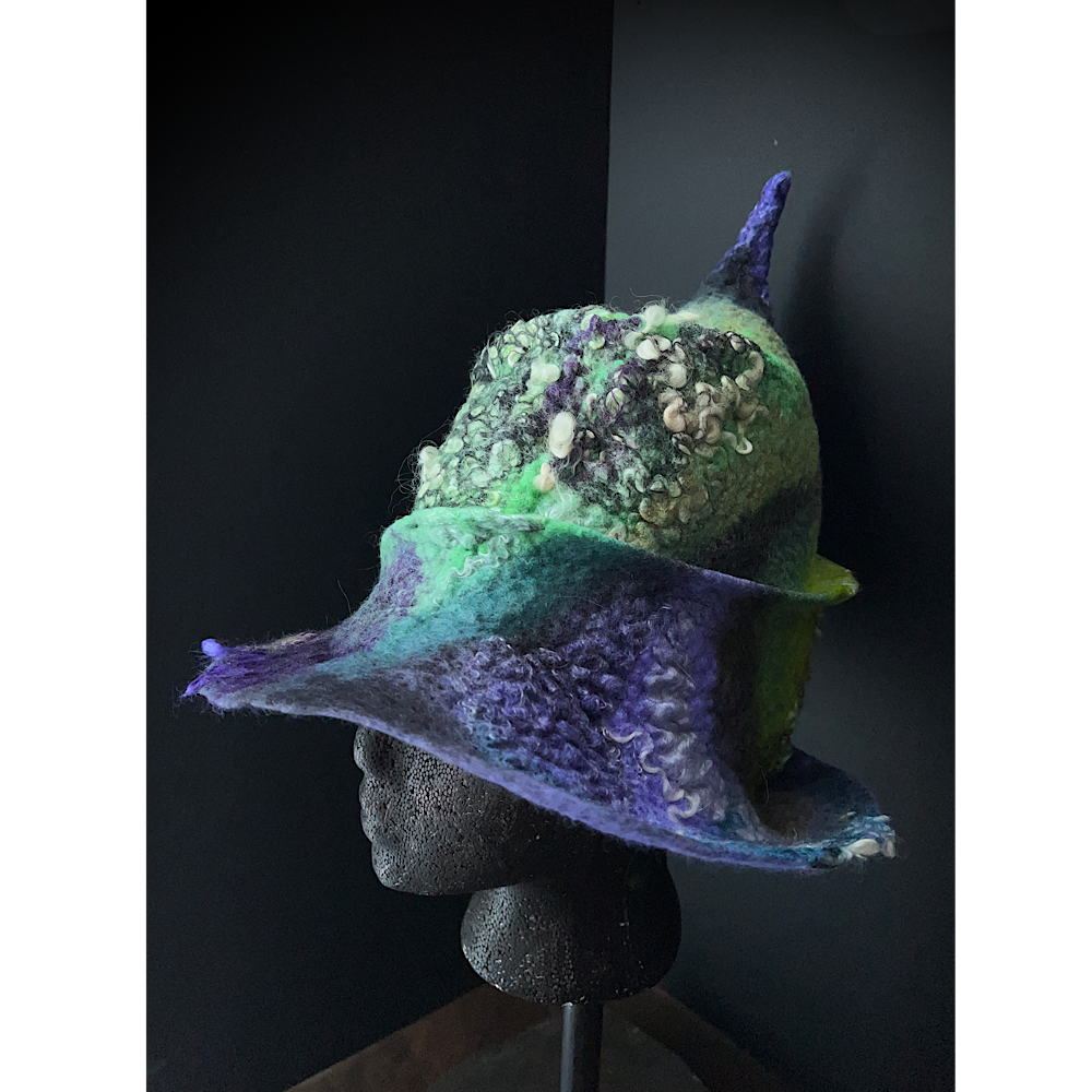 Nebula serie- felted witches hat
