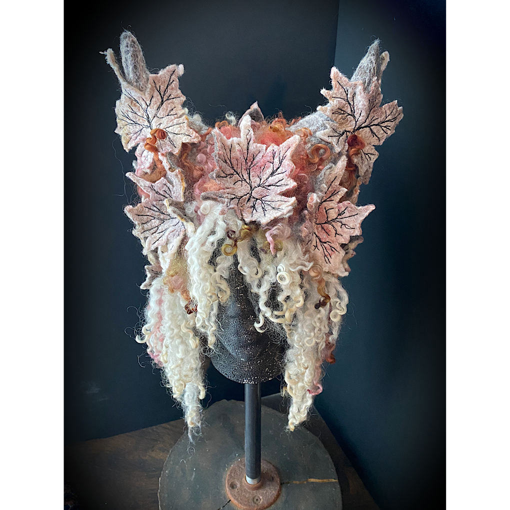 L’esprit des bois felted hood size 23“ STOCK