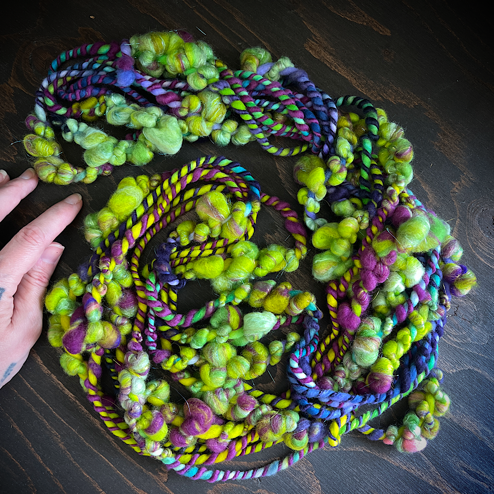 Fresh grapes weaving art yarn