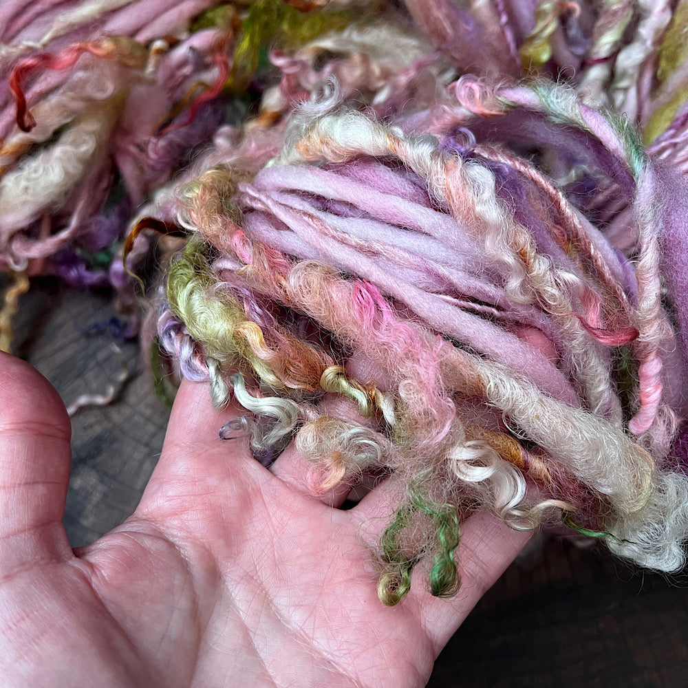 Fresh bouquet art yarn single