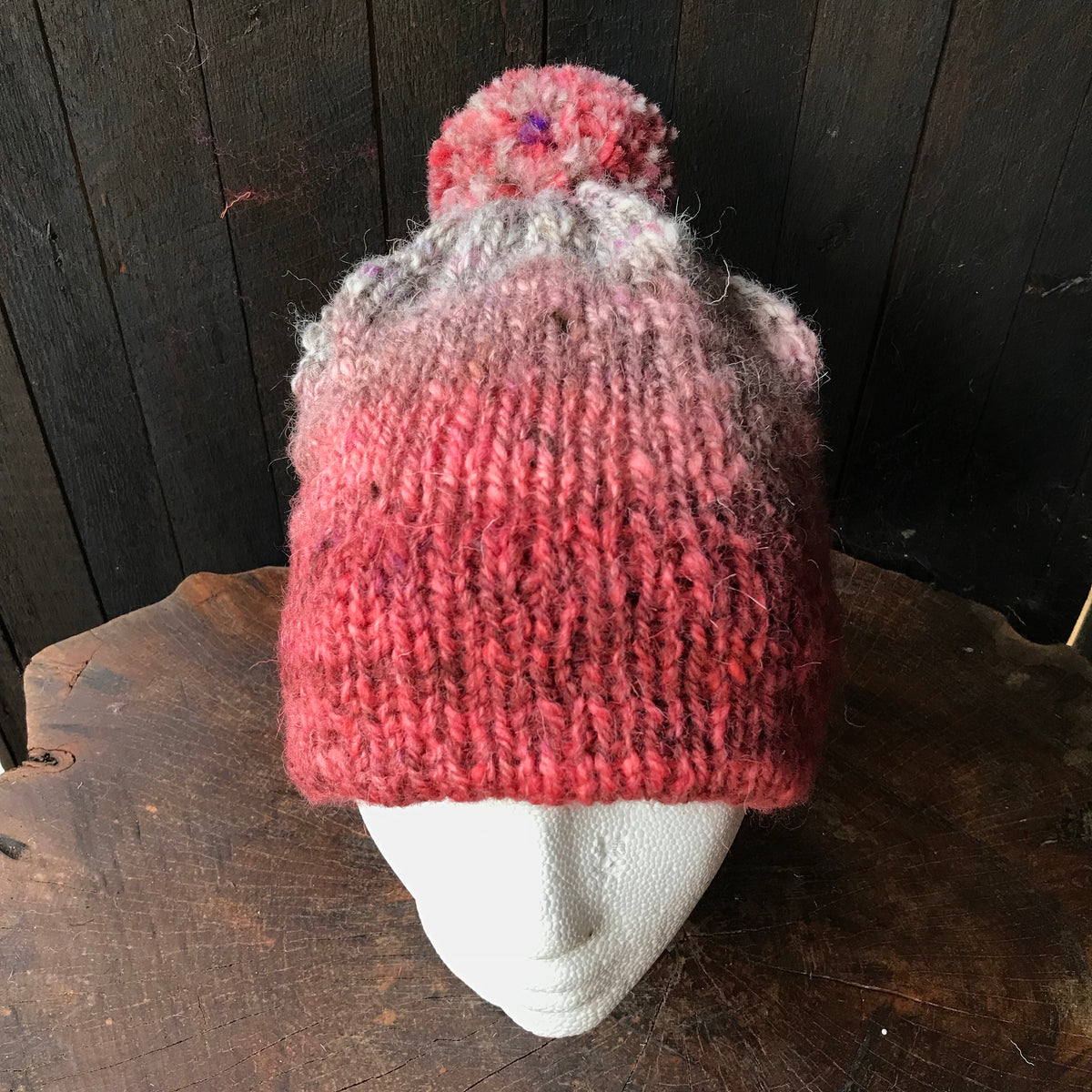 Pink beanie 100% wool  | Tuque rose 100% laine - Mynoush