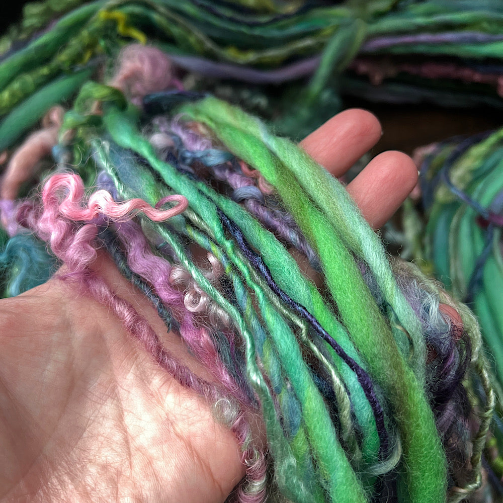 Aqua roses - single art yarn