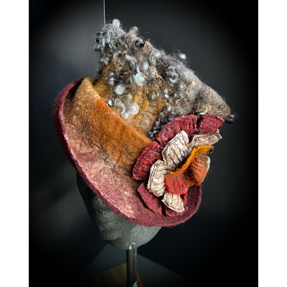 Felted top hat with rose - 23.5”