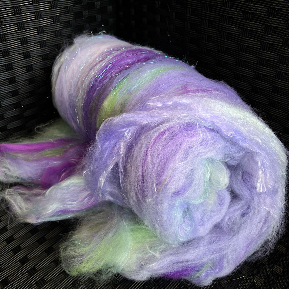 Batt for spinning yarn