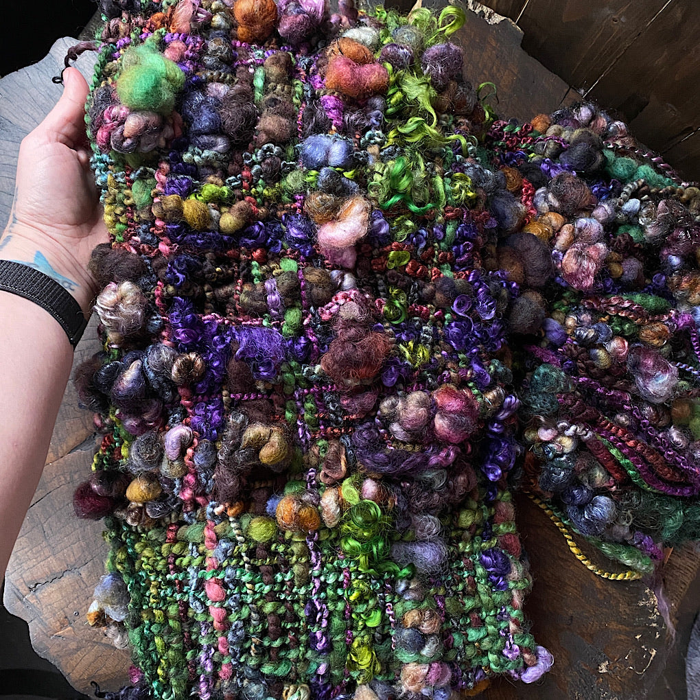 The Peculiar - Woven scarf