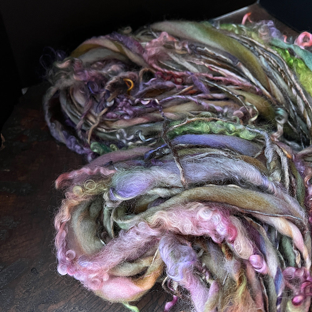 A fairy breath art yarn single