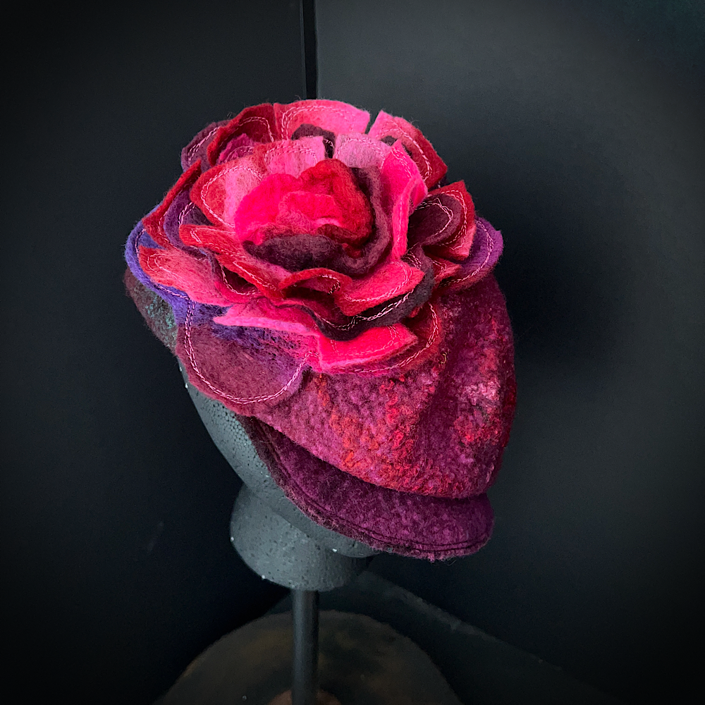 Felted newsboy hat size 23.5”