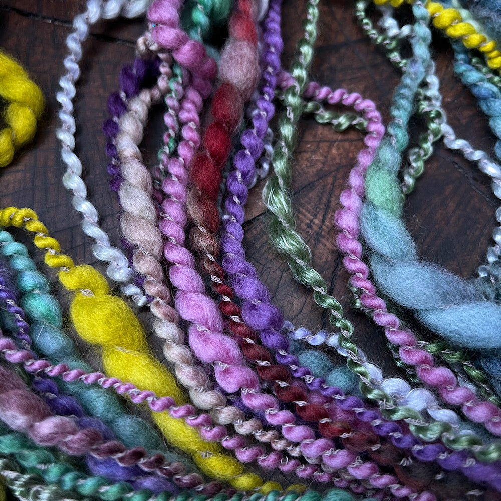 Sage et Violette spiral yarn