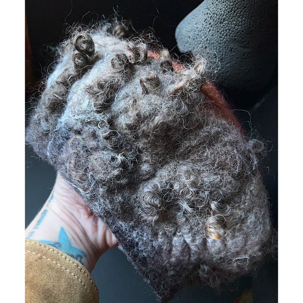 Felted beret with leaves size 22“ small