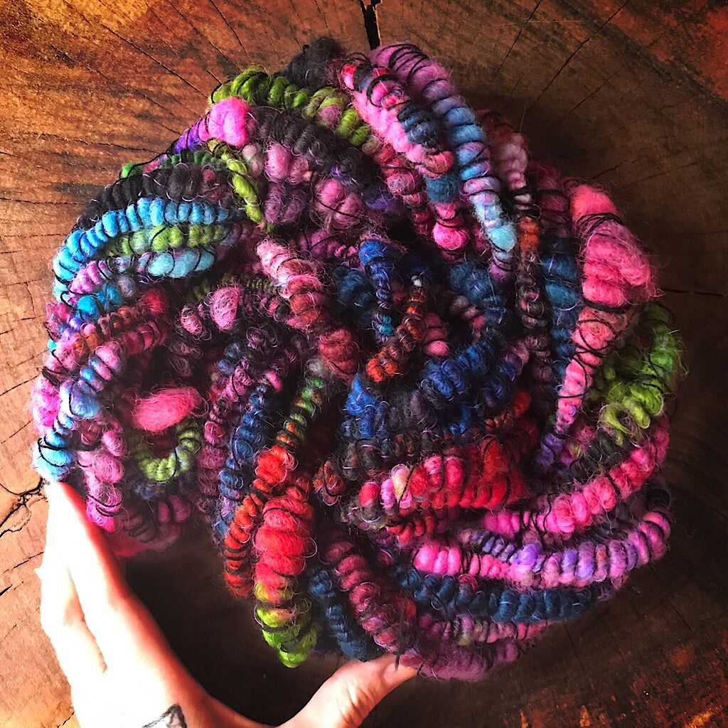 Super coiled art yarn