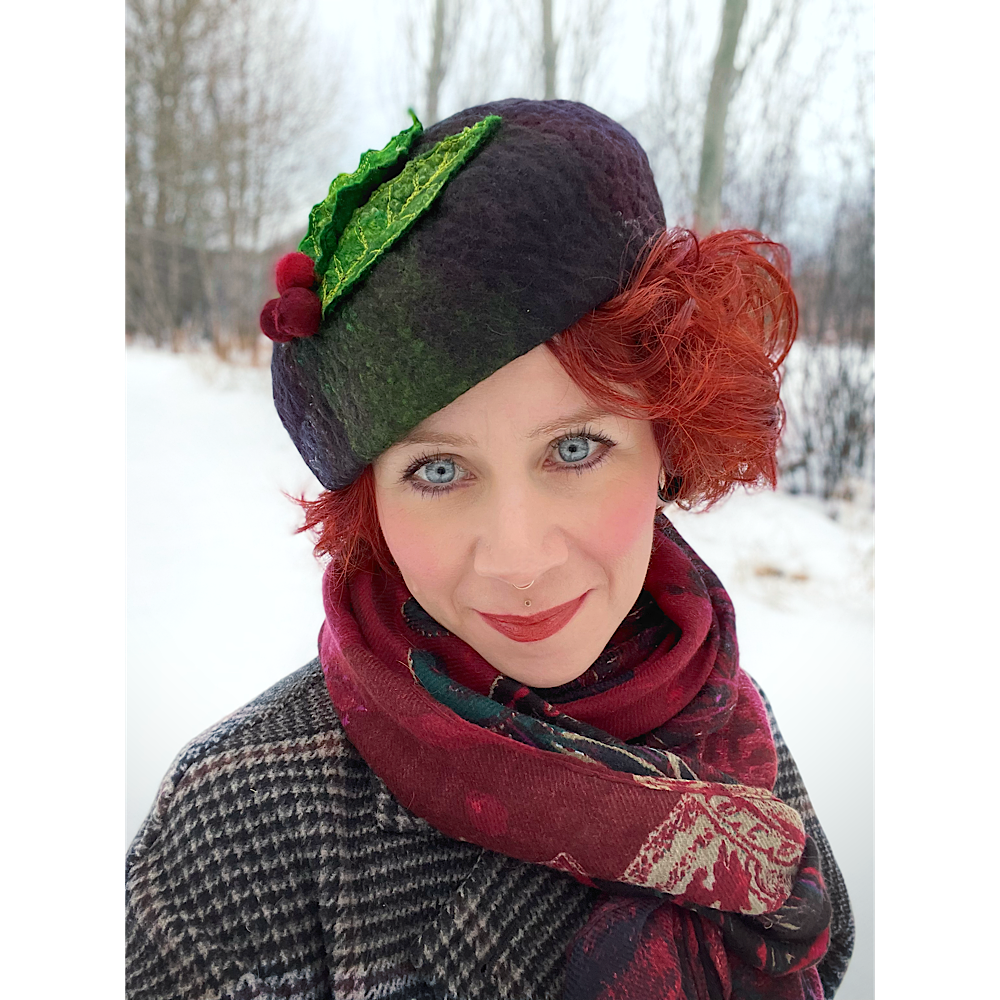 Felted pillbox hat beret size small
