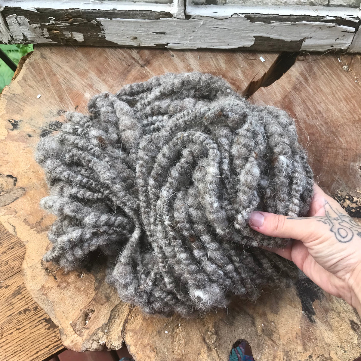 Super chunky grey eco wool yarn 140 grams 24 yards - Mynoush