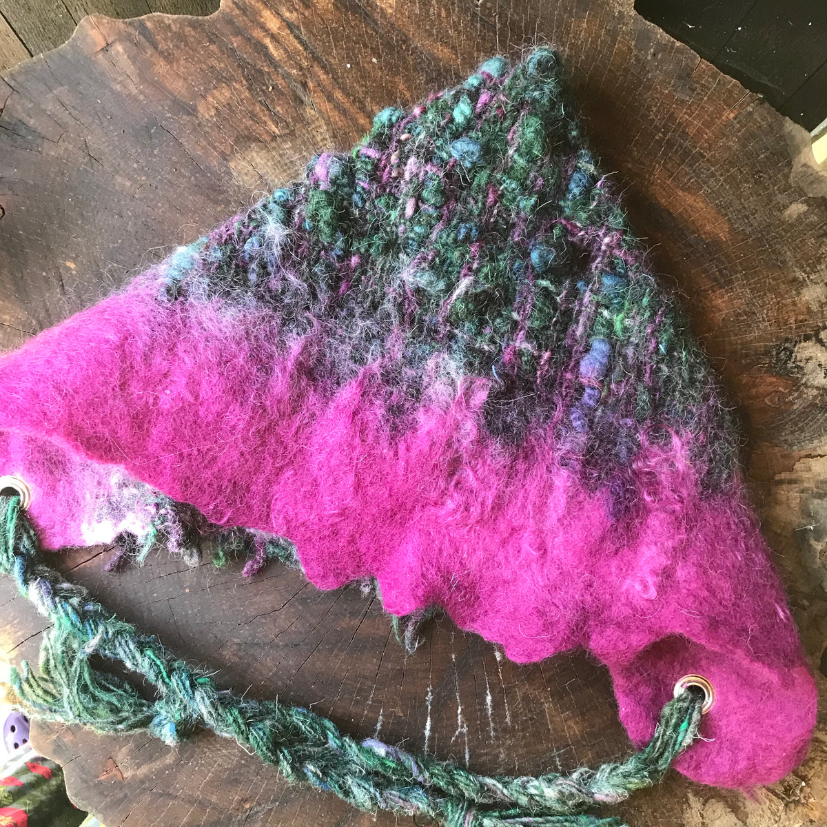 Wool hooded hat | capuche en laine - Mynoush