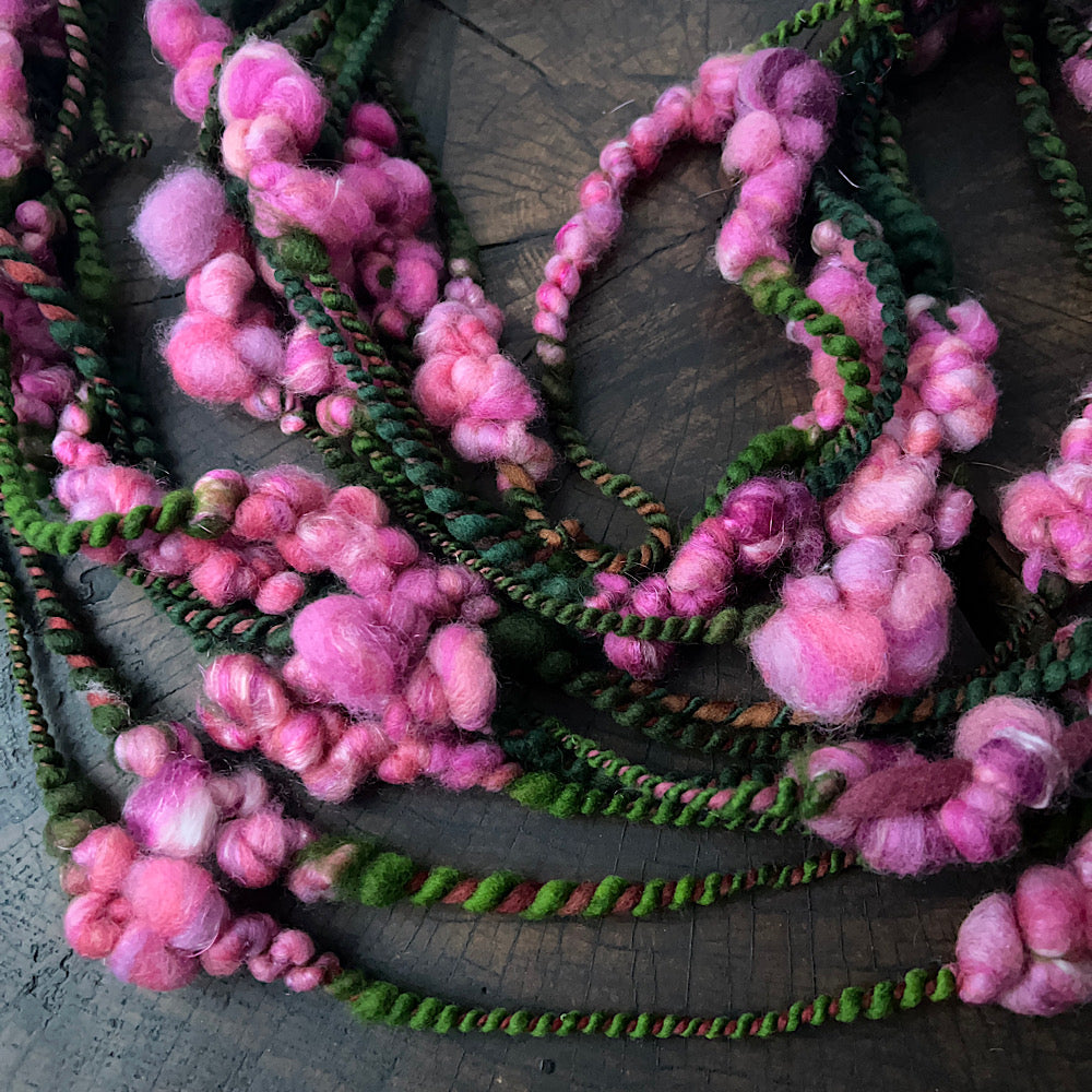 Art yarn for weaving