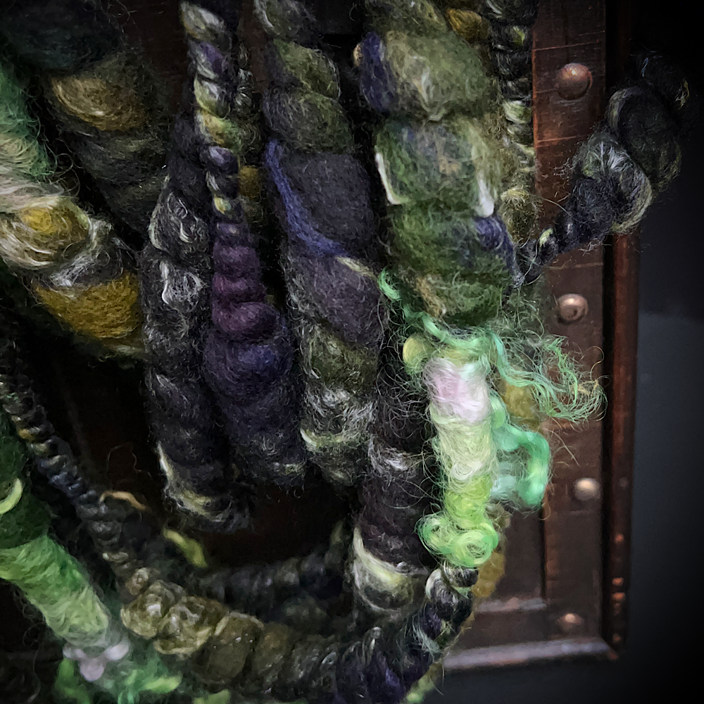 Your green art yarn set