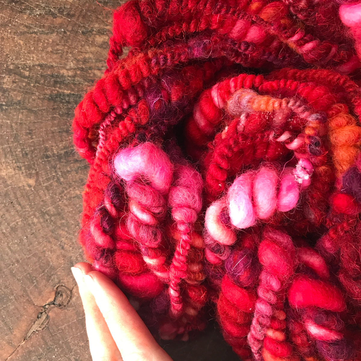 Red art yarn 100g - Mynoush